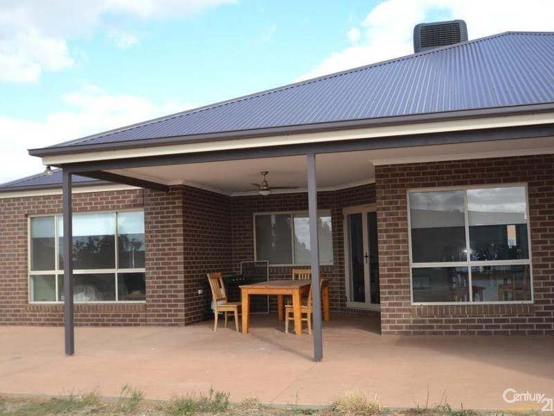 10 Burgundy Court, Moama NSW 2731