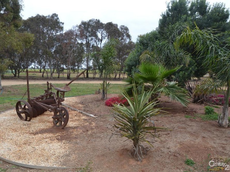 Merrybank Thyra Road, Moama NSW 2731