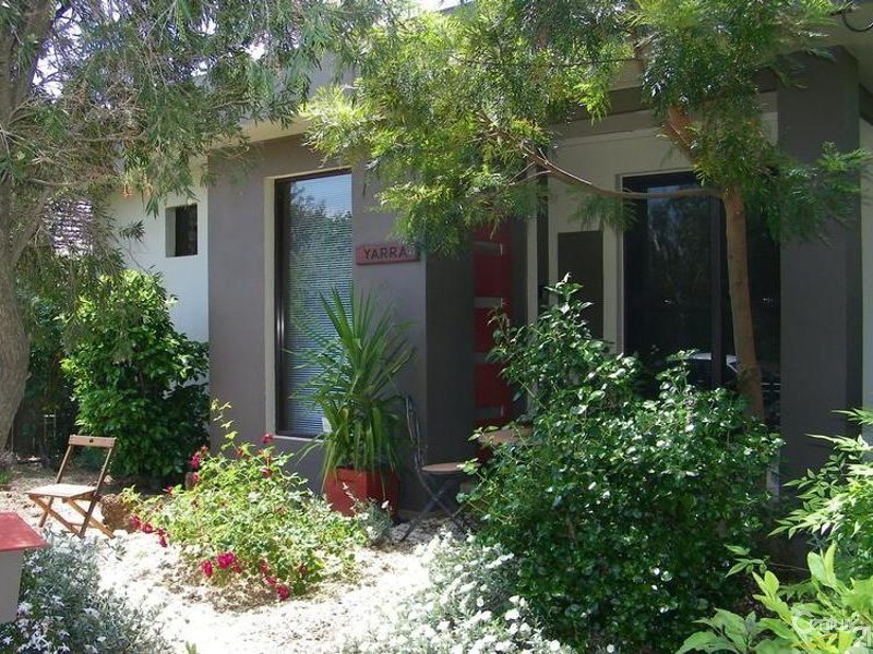 6 Yarra Street, Echuca VIC 3564