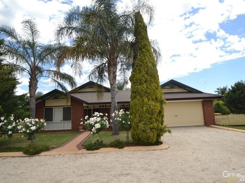 15 Baldwin Court, Echuca VIC 3564