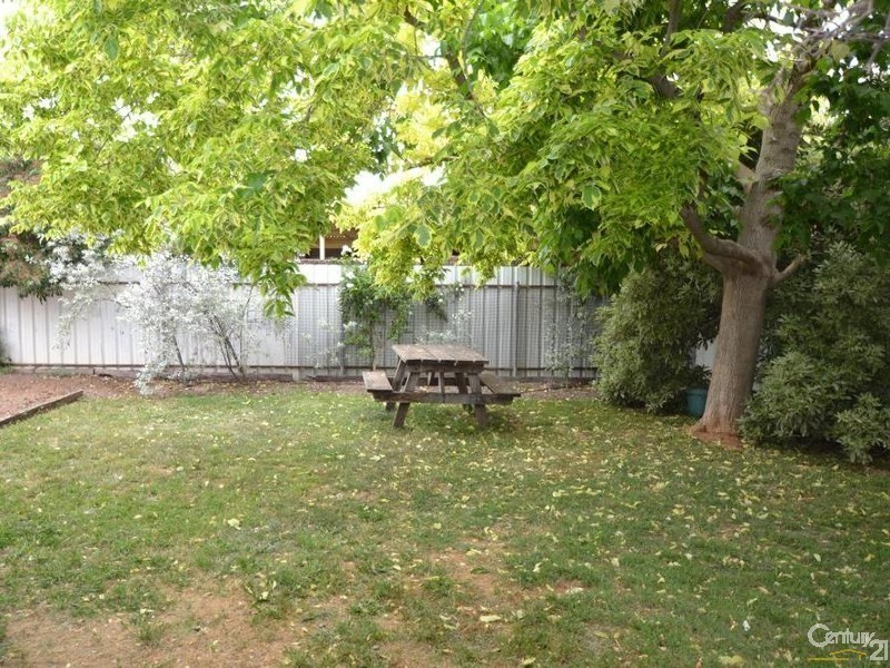 12 Lachlan Crescent, Echuca VIC 3564