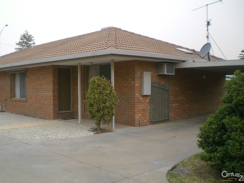 2/327 High Street, Echuca VIC 3564