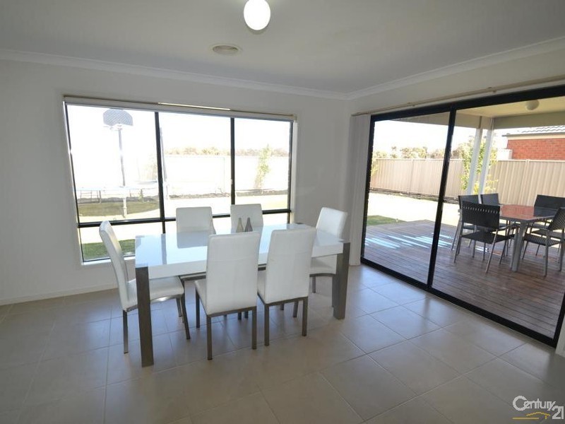 68 Wearne Road, Echuca VIC 3564