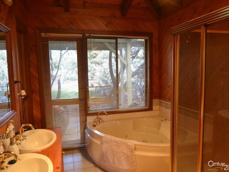 179 Wharparilla Drive, Echuca VIC 3564