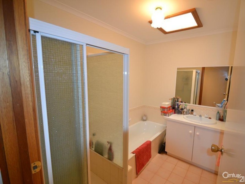 2/327 High Street, Echuca VIC 3564