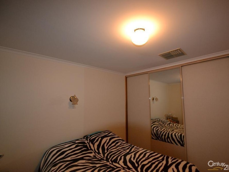 2/327 High Street, Echuca VIC 3564