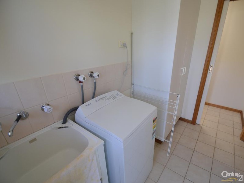 2/327 High Street, Echuca VIC 3564