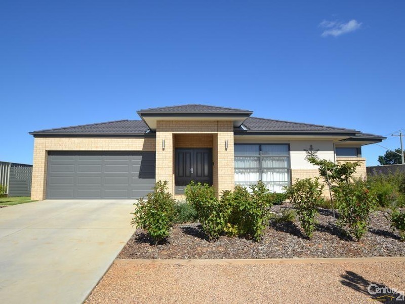 1 Arran Street, Moama NSW 2731