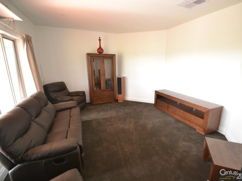 10 Manzanillo Avenue Moama via, Echuca VIC 3564