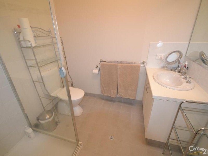 4/2 Lomond Court, Moama NSW 2731