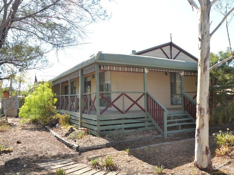 162 Bowen Street, Echuca VIC 3564