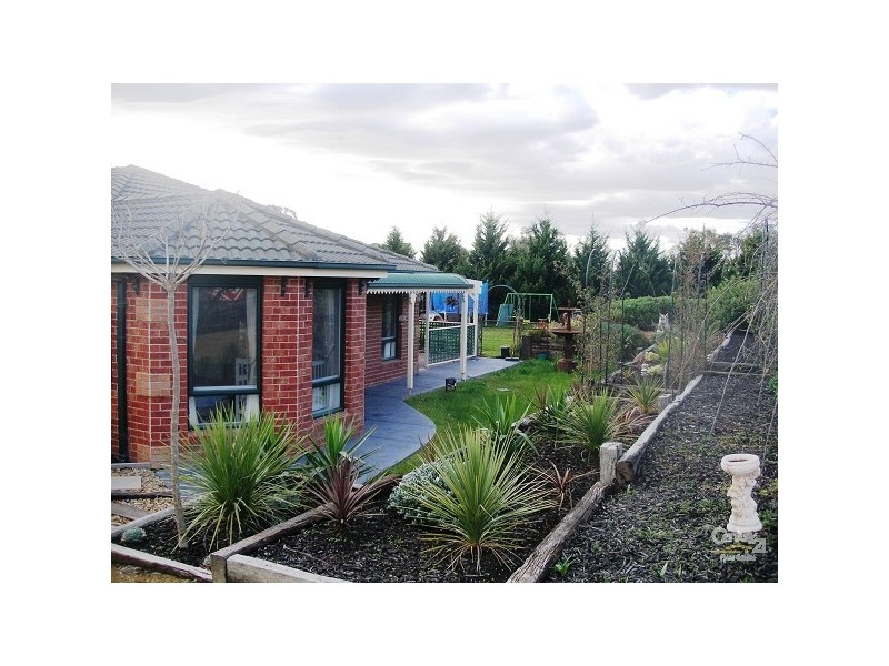 34 Grant Road, Somerville VIC 3912