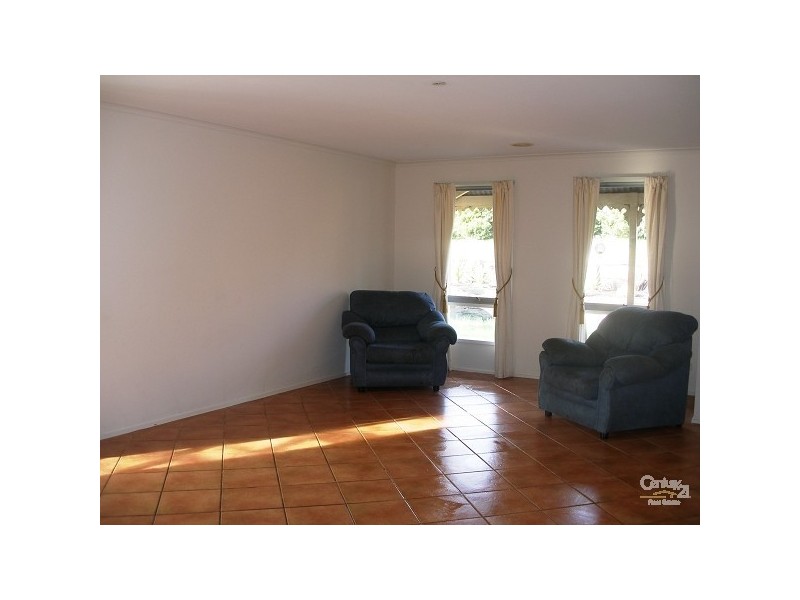 34 Grant Road, Somerville VIC 3912