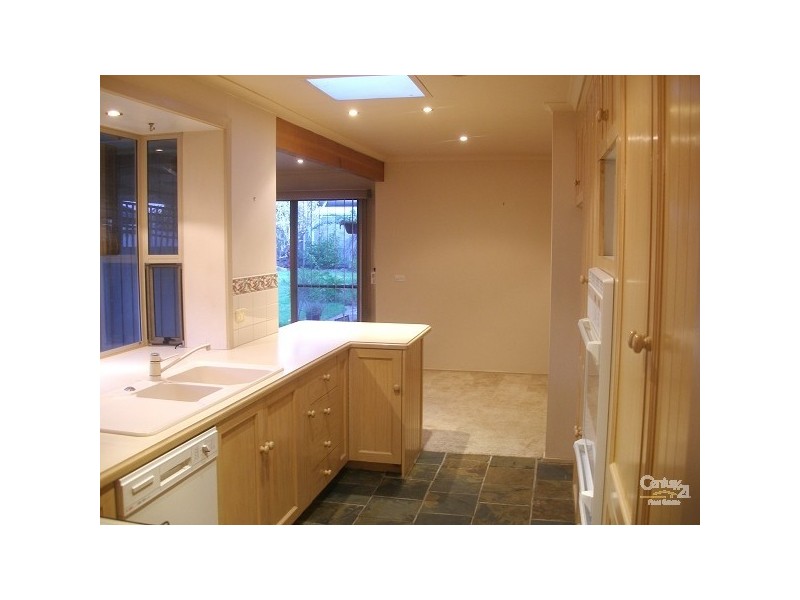 103 Eramosa Road West, Somerville VIC 3912