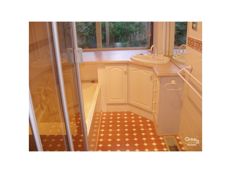 103 Eramosa Road West, Somerville VIC 3912