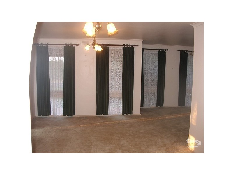 103 Eramosa Road West, Somerville VIC 3912