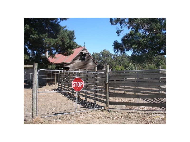 10 Janeallan Court, Tyabb VIC 3913