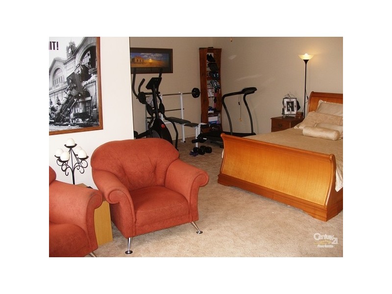 89 Eramosa Road East, Somerville VIC 3912