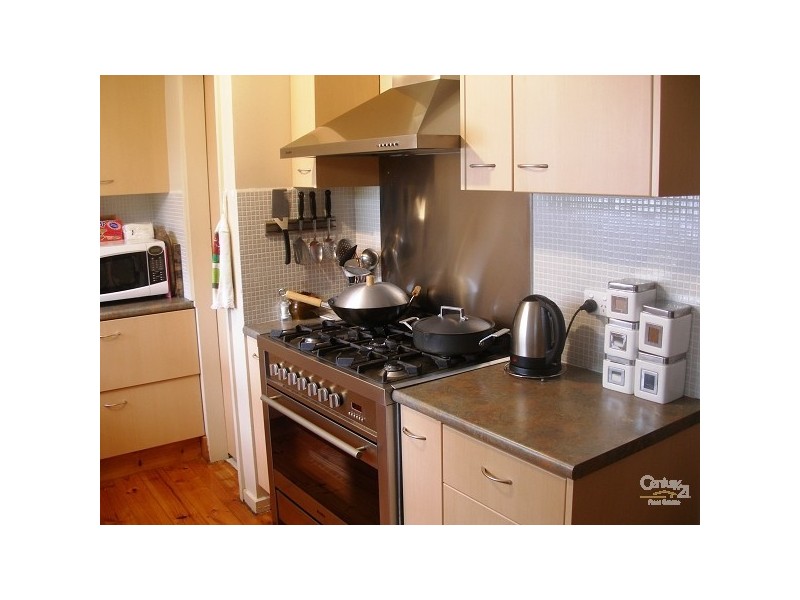 89 Eramosa Road East, Somerville VIC 3912