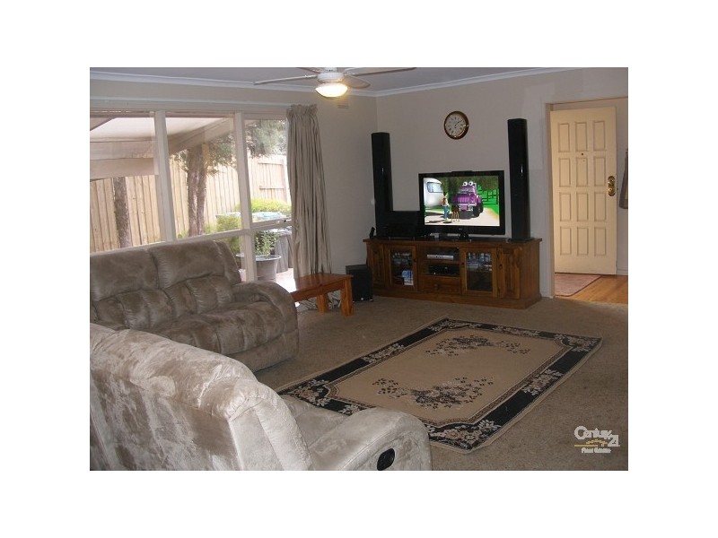 89 Eramosa Road East, Somerville VIC 3912