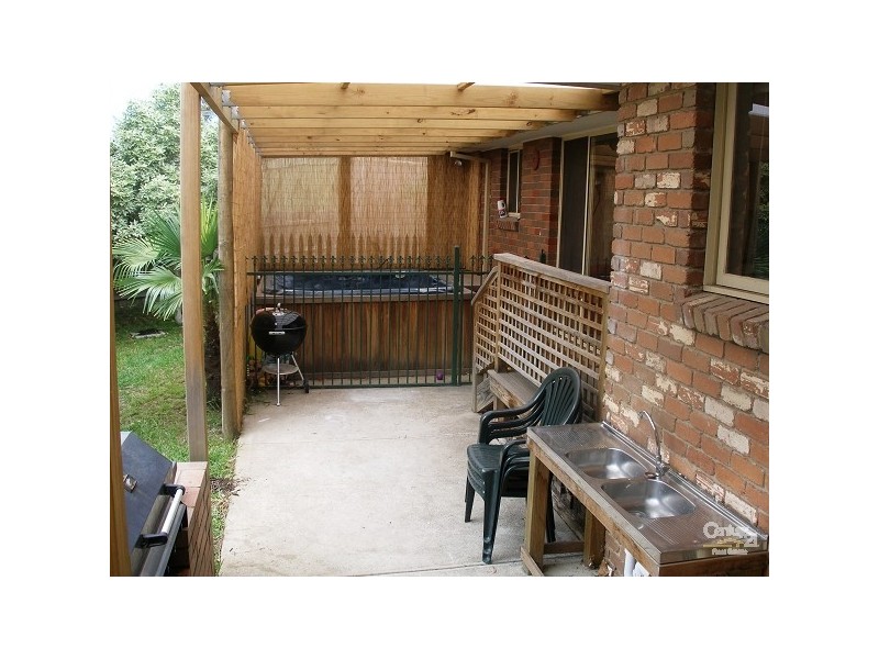 89 Eramosa Road East, Somerville VIC 3912