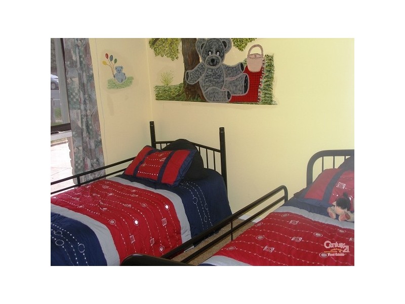 89 Eramosa Road East, Somerville VIC 3912