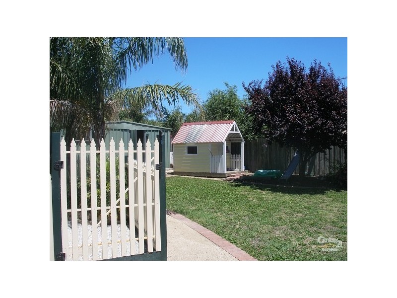 9 Mondana Way, Mount Martha VIC 3934