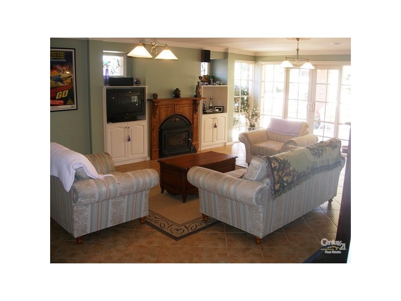 9 Mondana Way, Mount Martha VIC 3934