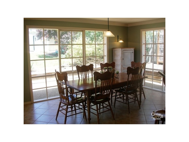 9 Mondana Way, Mount Martha VIC 3934