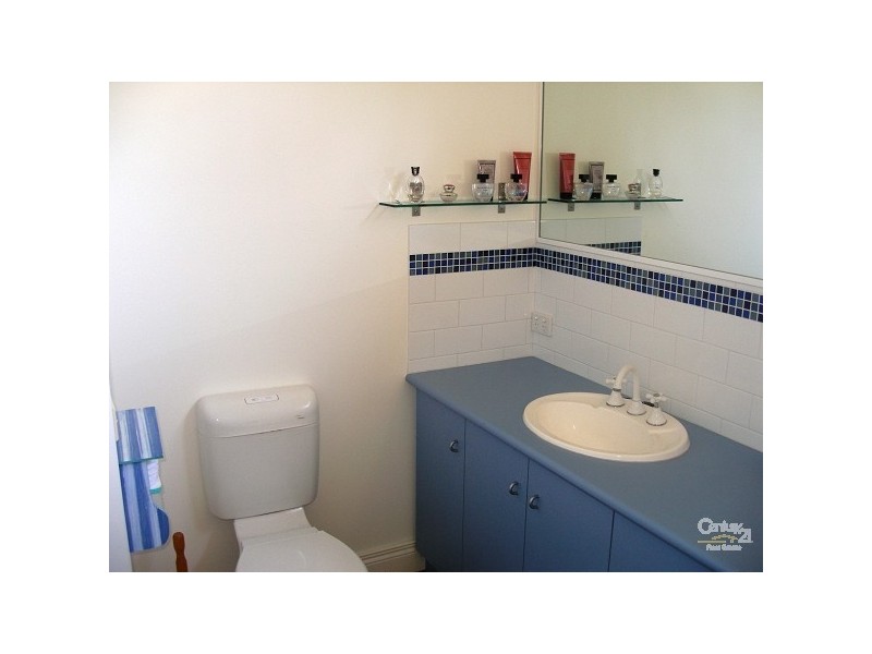 6 Tea Tree Place, Somerville VIC 3912