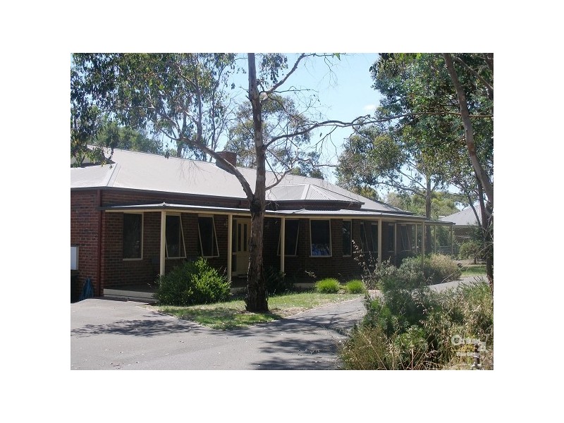6 Tea Tree Place, Somerville VIC 3912