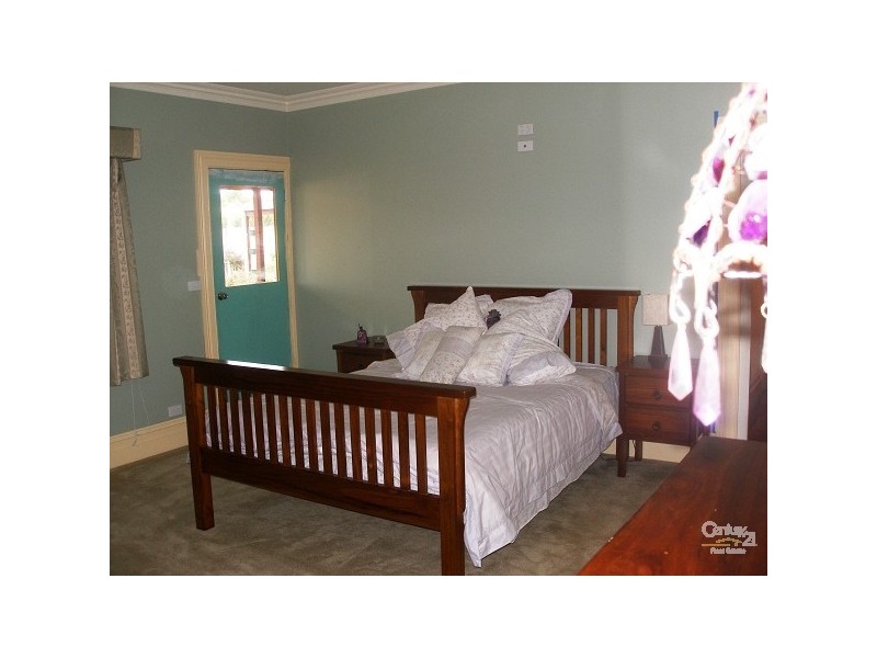 104 Grant Road, Somerville VIC 3912