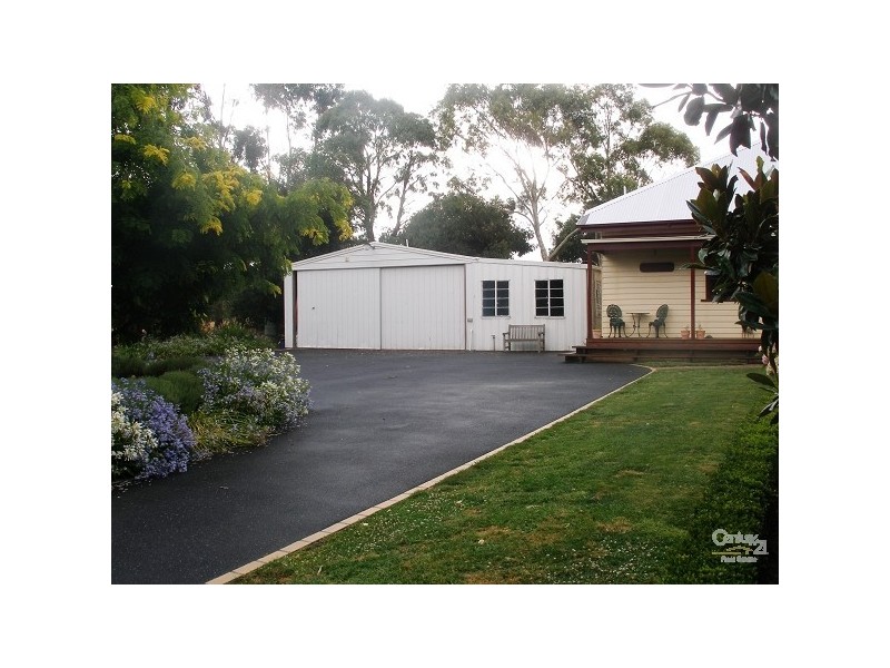 104 Grant Road, Somerville VIC 3912
