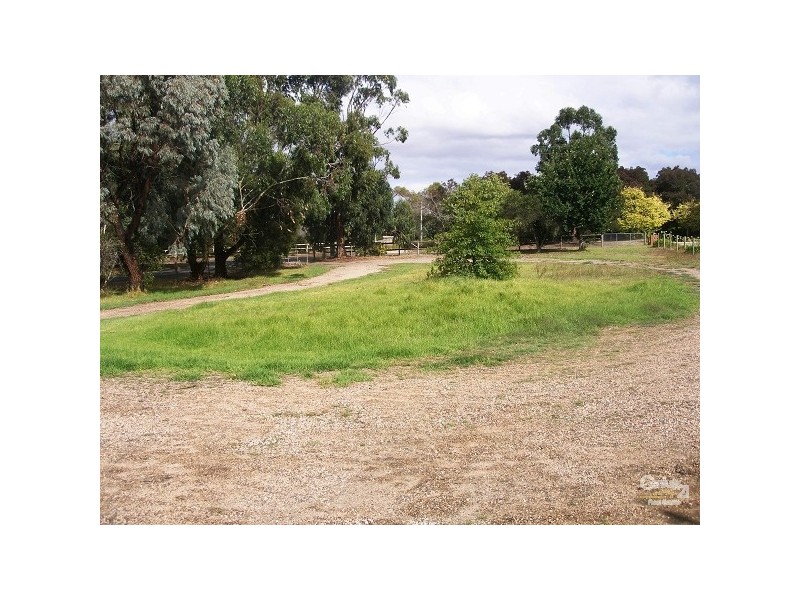 66 Gomms Road, Somerville VIC 3912
