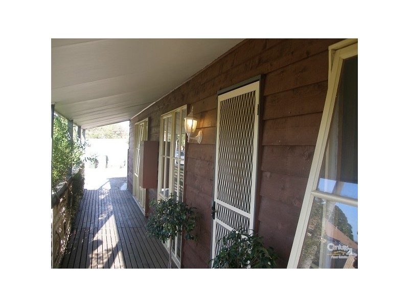 49 Clarendon Drive, Somerville VIC 3912