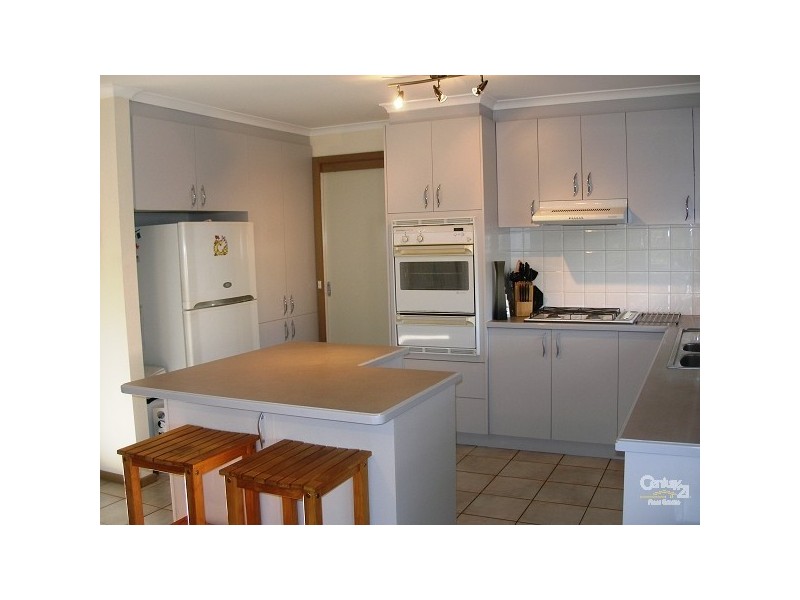 46 Robert Street, Somerville VIC 3912