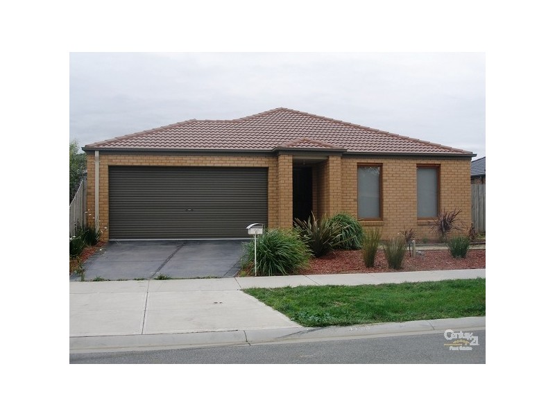 8 Aries Street, Cranbourne VIC 3977