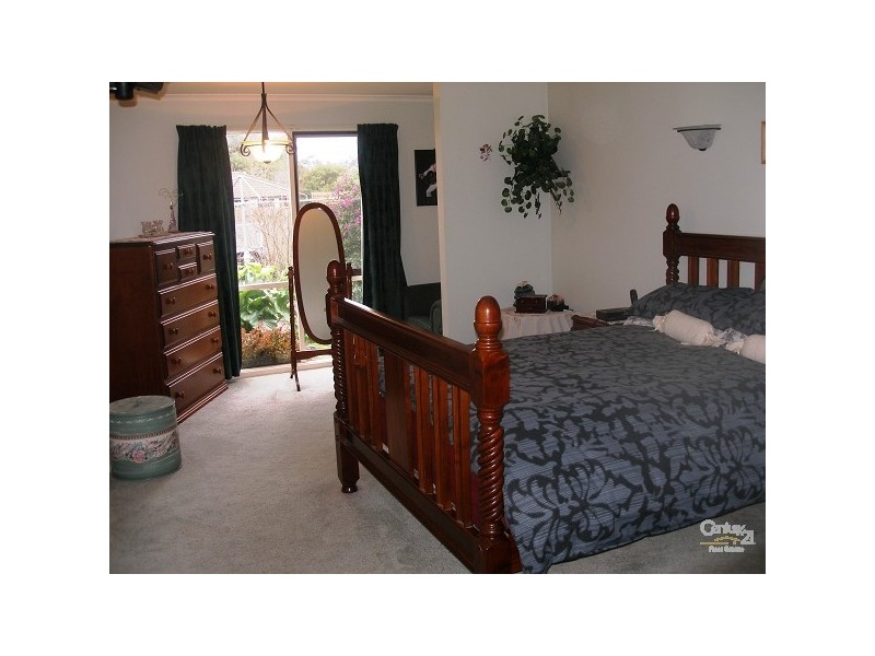 3 Portsmouth Road, Bittern VIC 3918