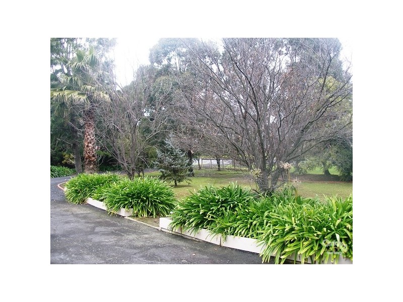 1017 Frankston Flinders Road, Somerville VIC 3912