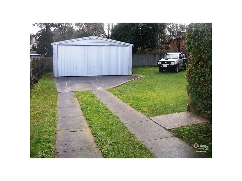 11 Maria Drive, Langwarrin VIC 3910