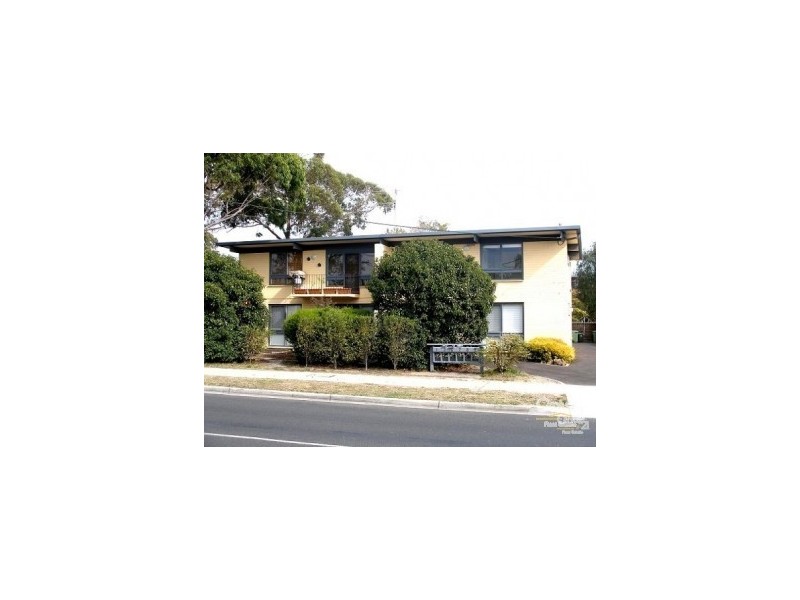8/168 Canadian Bay Rd, Mount Eliza VIC 3930