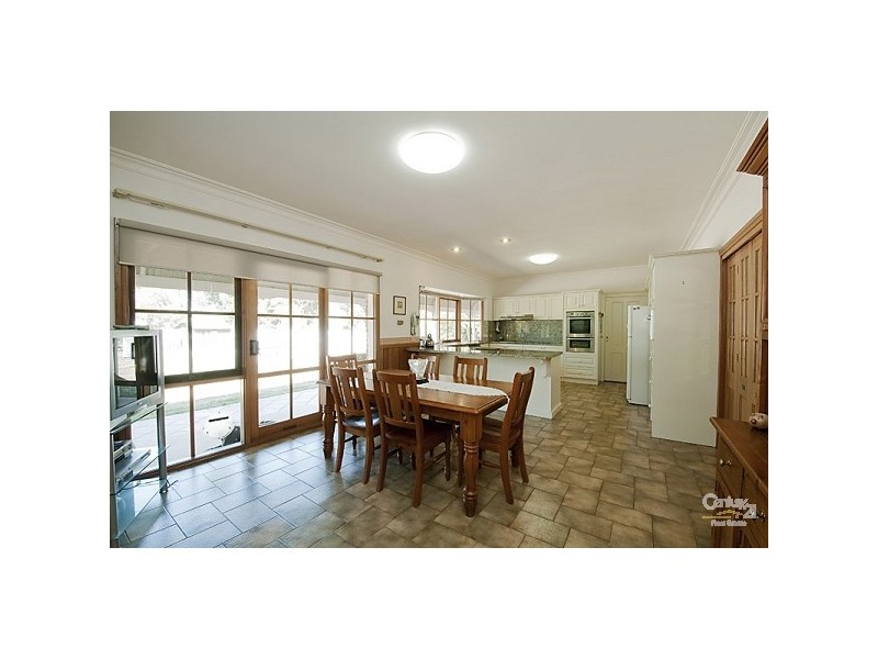 239 Eramosa Road West, Moorooduc VIC 3933