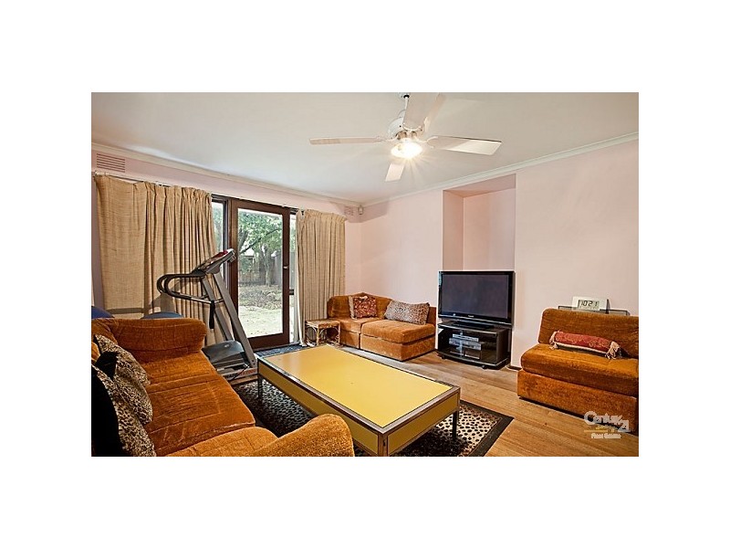 11 Griffith Street, Endeavour Hills VIC 3802