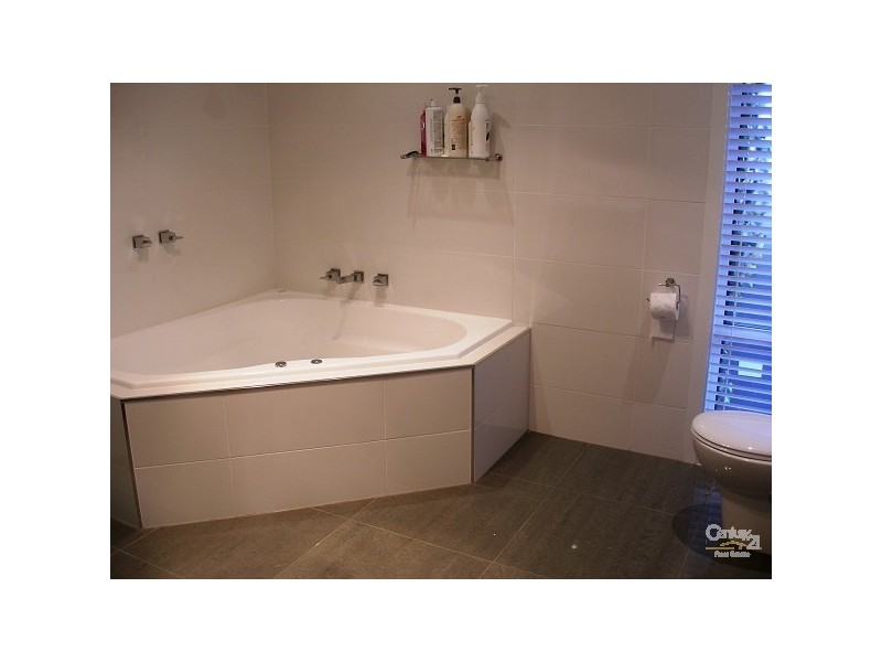 2 The Close, Somerville VIC 3912