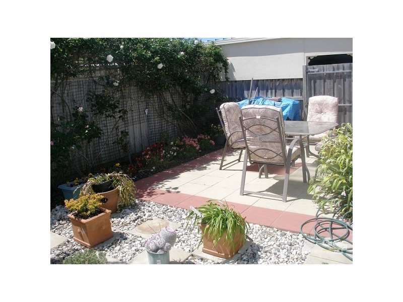 2/9 Lavender Lane, Baxter VIC 3911