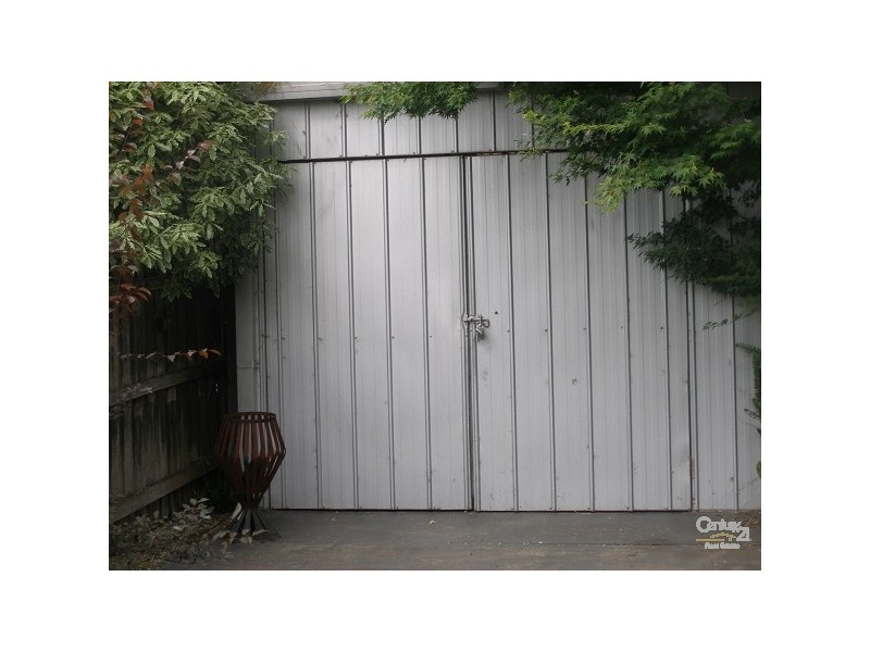 2 Colchester Court, Somerville VIC 3912