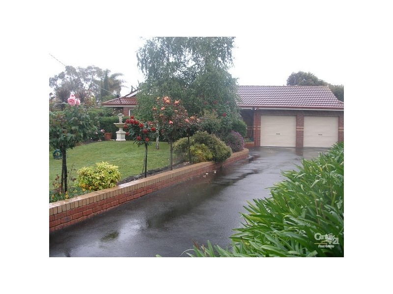 6 Pamela Court, Somerville VIC 3912