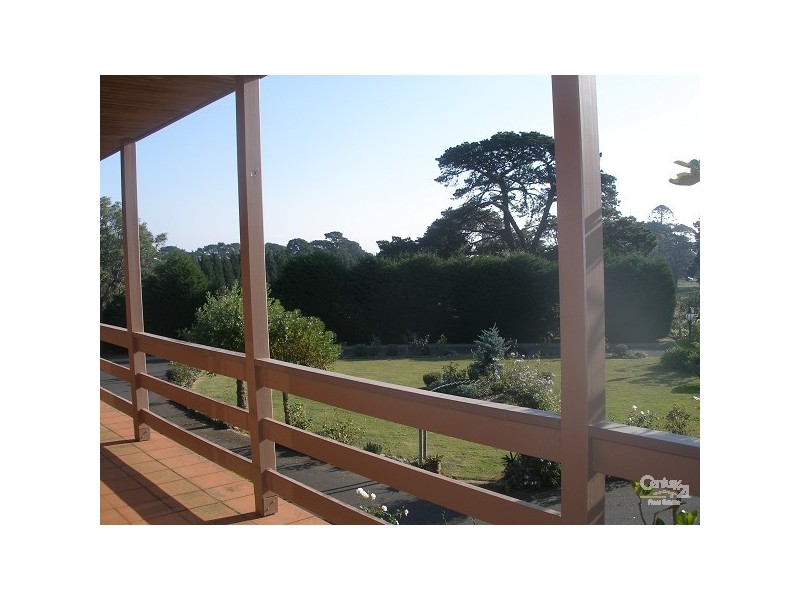 1282 Nepean Hwy, Mount Eliza VIC 3930