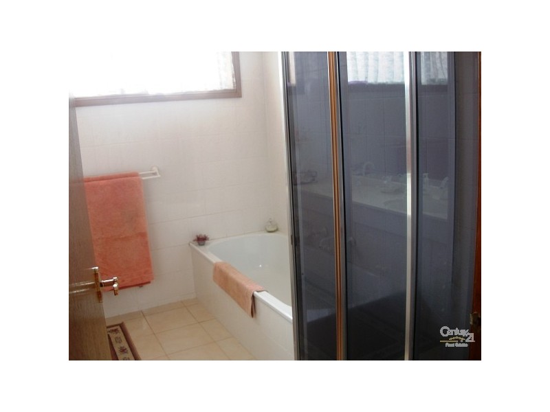 2 Gardenia Court, Somerville VIC 3912