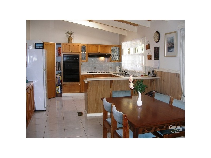 15 Sullivan Drive, Somerville VIC 3912